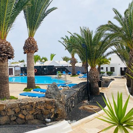 Lc Bastian Marina Bungalow Costa Teguise Extérieur photo