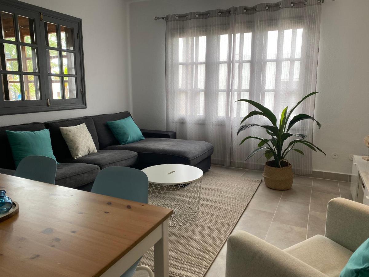 Lc Bastian Marina Bungalow Costa Teguise Extérieur photo